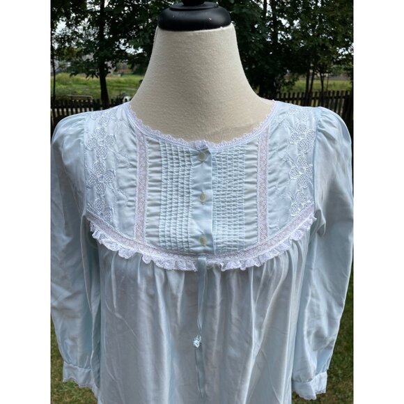 Barbizon Blue Cuddleskin Small Nightgown Cottagecore Angelic Feminine Lace & But - Picture 2 of 10